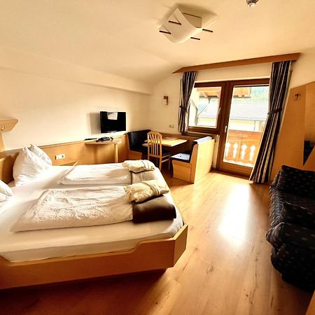 Hotel Gasthof Kircher Fie allo Sciliar Exterior photo