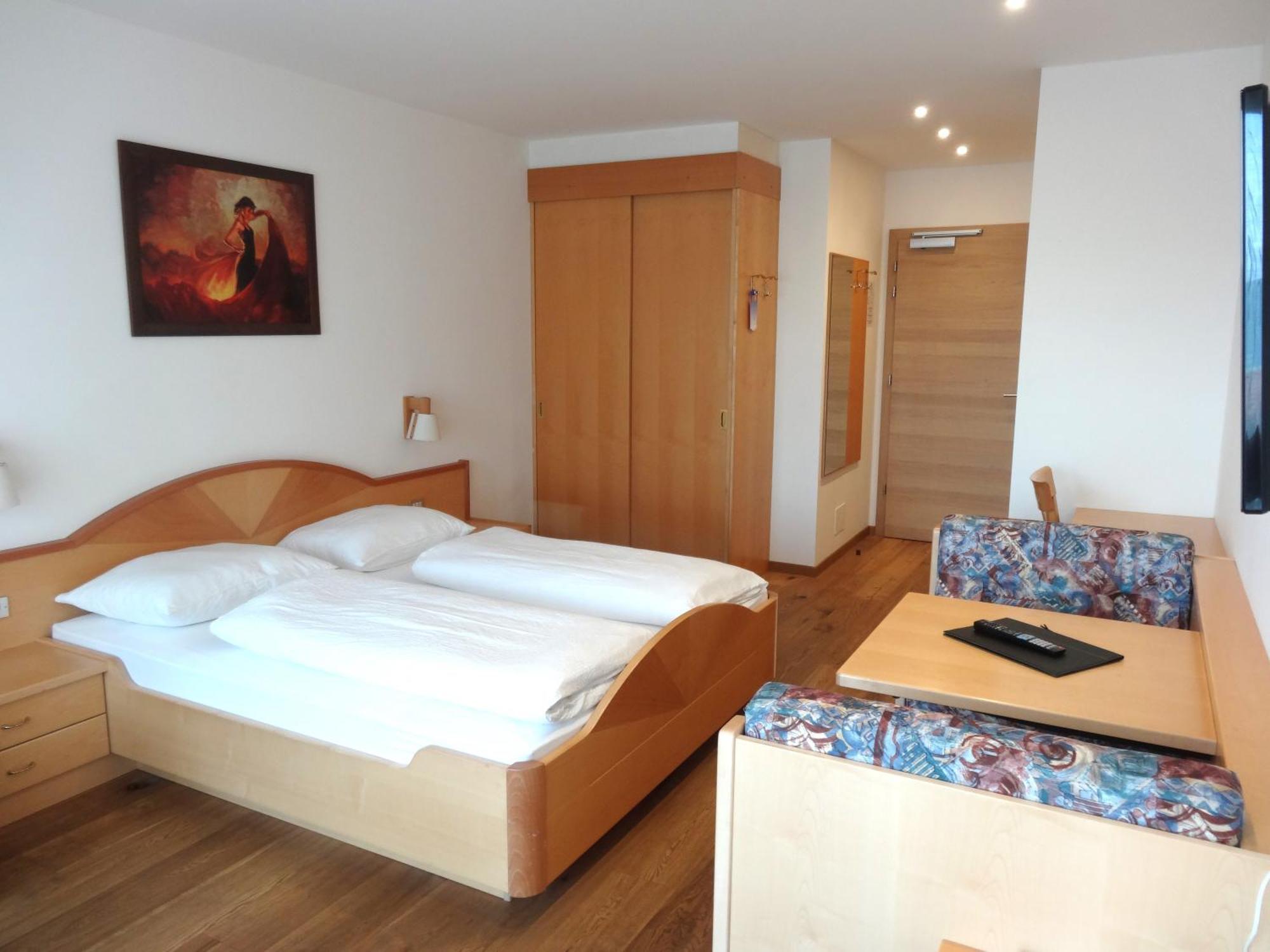Hotel Gasthof Kircher Fie allo Sciliar Exterior photo